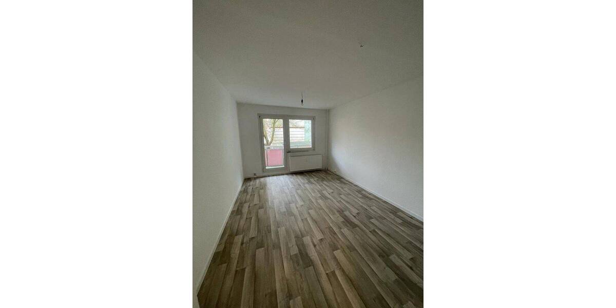 Etagenwohnung Walddrehna Walddrehna - 3 Zimmer, 66 m&sup2;, 396&euro; | Angebot:26876799