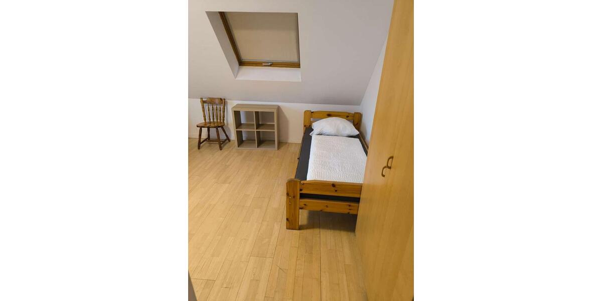 Einfamilienhaus Lübeck Sankt Lorenz Nord - 20 Zimmer, 299 m&sup2;, 9.999&euro; | Angebot:26489485
