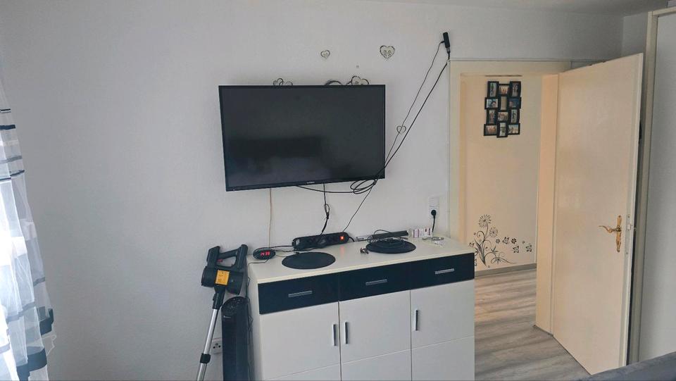 Wohnung 3.5 Zimmer mit Garten und Gartenhaus 3.5 zimmer