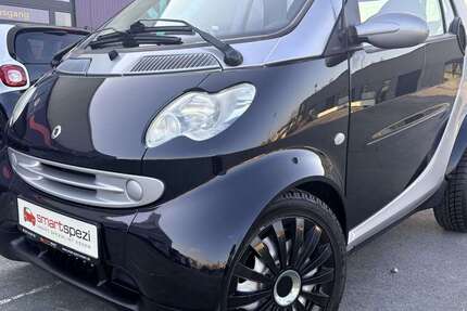 Smart forTwo 83.642 km 3.499 &euro; Essen 45136