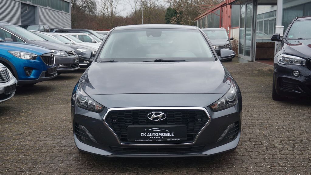 Hyundai i30 146.000 km 11.990 &euro; Mannheim 68309