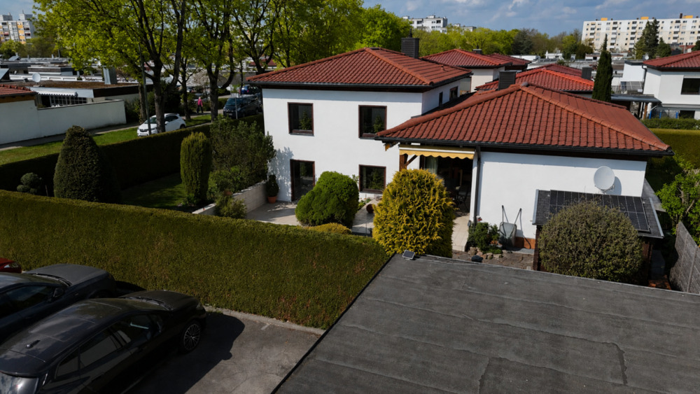 Bungalow Königsbrunn - 7 Zimmer, 194 m&sup2;, 765.000&euro; | Angebot:26488305
