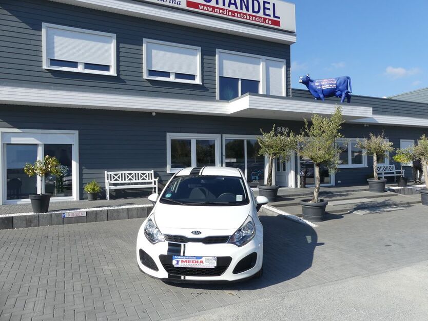Kia Rio 78.000 km 6.500 € Magdeburg 39108