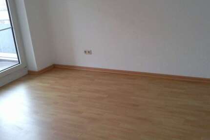 Wohnung Hermsdorf Hermsdorf - 2.5 Zimmer, 61 m&sup2;, 350&euro; | Angebot:26066184
