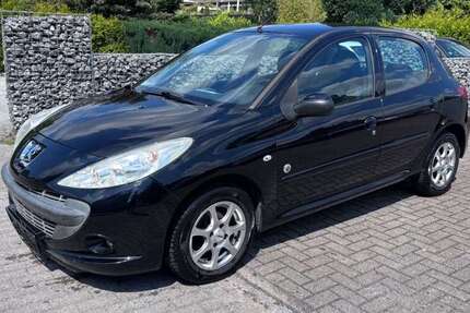 Peugeot 206 147.000 km 2.999 &euro; Mülheim 45473
