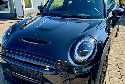 Mini Cooper SE 31.000 km 17.990 &euro; Steinhausen 88416