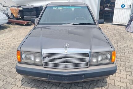 Mercedes-Benz 190 180.000 km 2.850 &euro; Schiltberg 86576