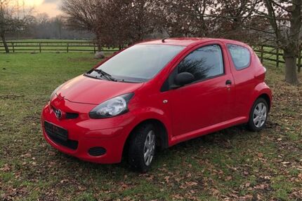Toyota Aygo (X) 162.479 km 2.000 &euro; Heede 25355