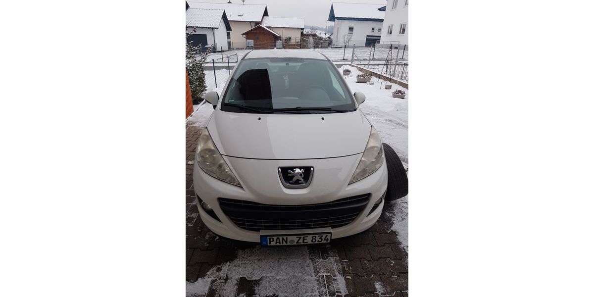 Peugeot 207 155.350 km 2.200 &euro; Egglham 84385