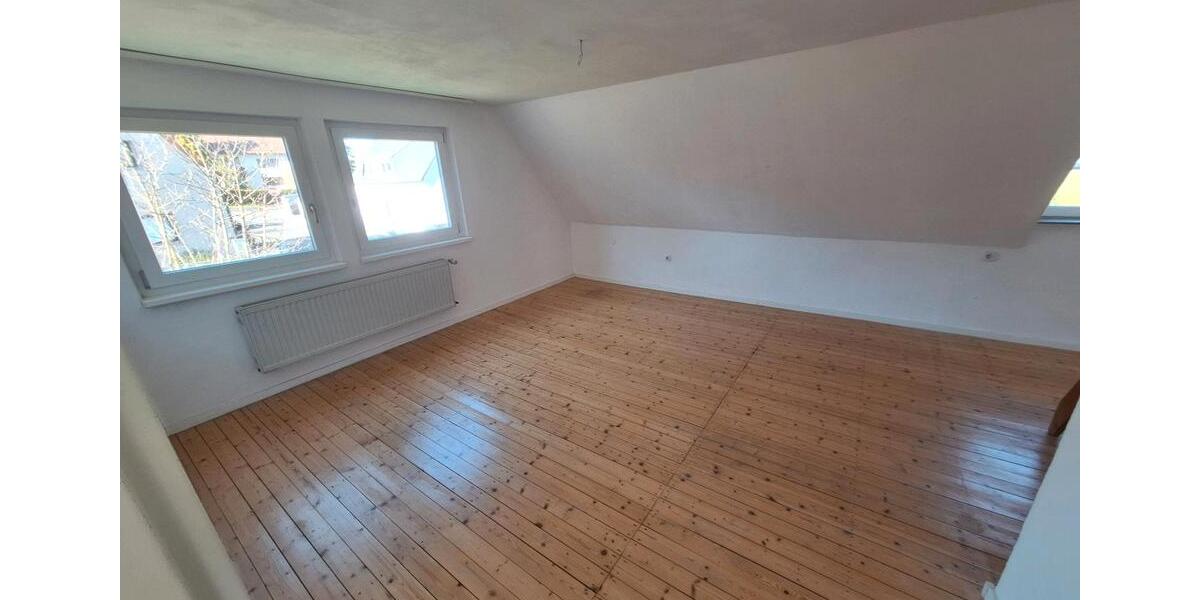 Etagenwohnung Arzberg - 2.5 Zimmer, 70 m&sup2;, 599&euro; | Angebot:26391746