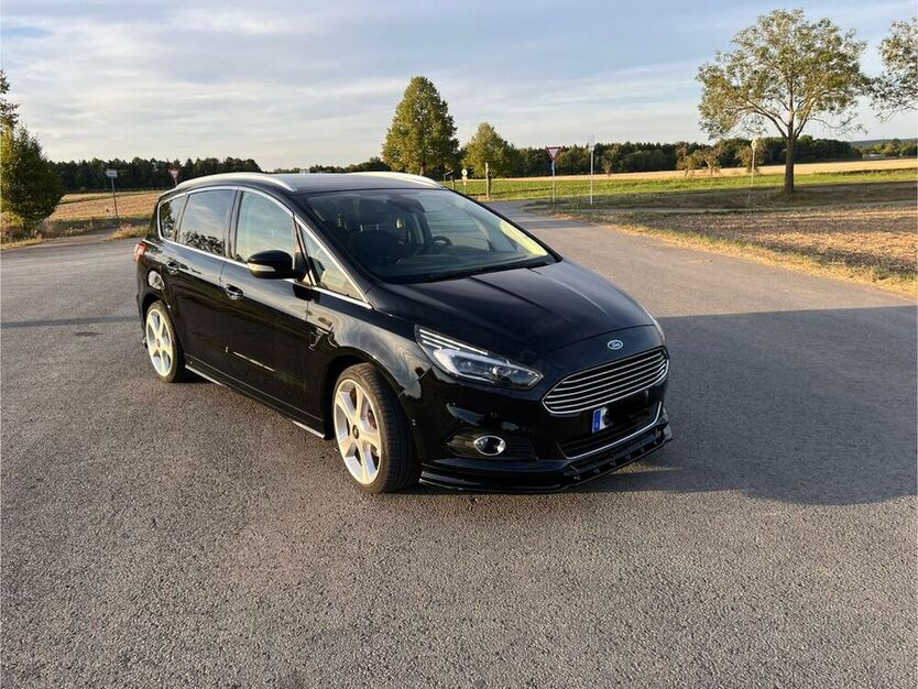 S-Max