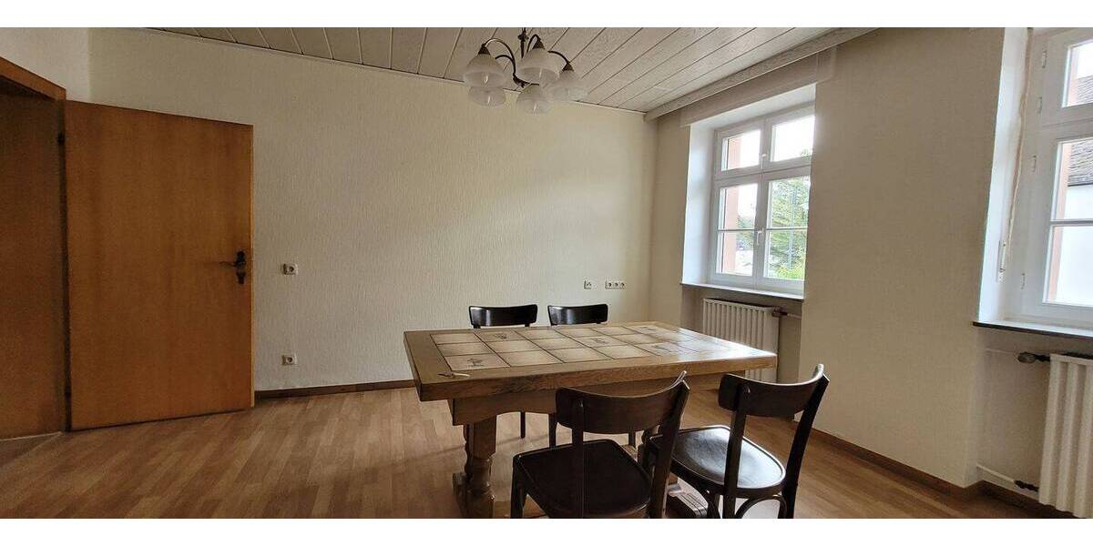 Reihenendhaus Irsch - 5 Zimmer, 160 m&sup2;, 275.000&euro; | Angebot:25797471