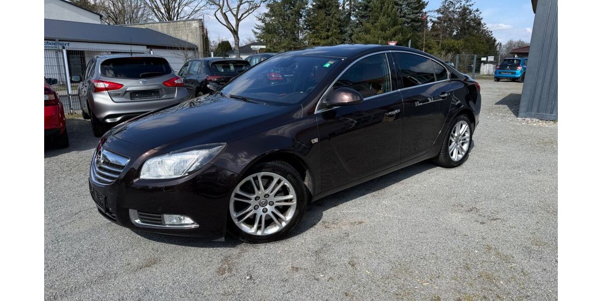 Opel Insignia 187.000 km 7.590 &euro; Blankenfelde - Mahlow OT Dahlewitz 15827