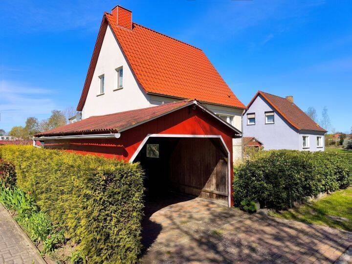 Einfamilienhaus Samtens - 7 Zimmer, 134 m&sup2;, 249.000&euro; | Angebot:26796227