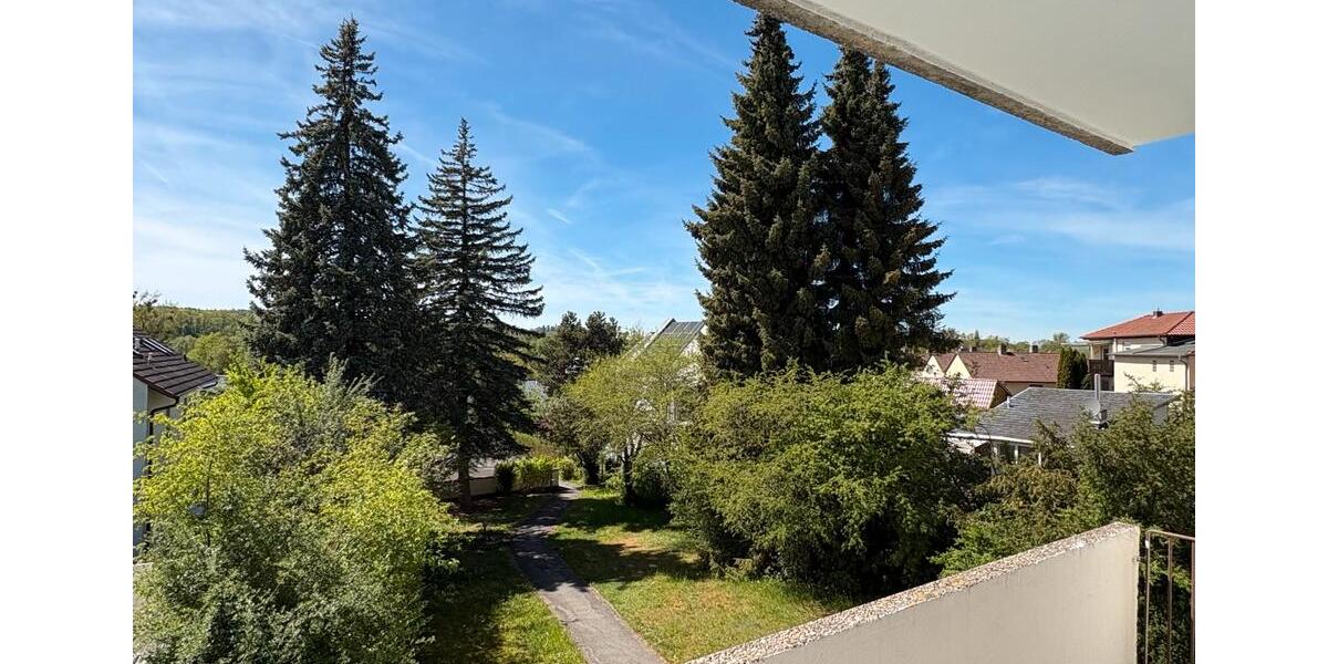 Etagenwohnung Coburg - 3 Zimmer, 80 m&sup2;, 195.000&euro; | Angebot:26680153