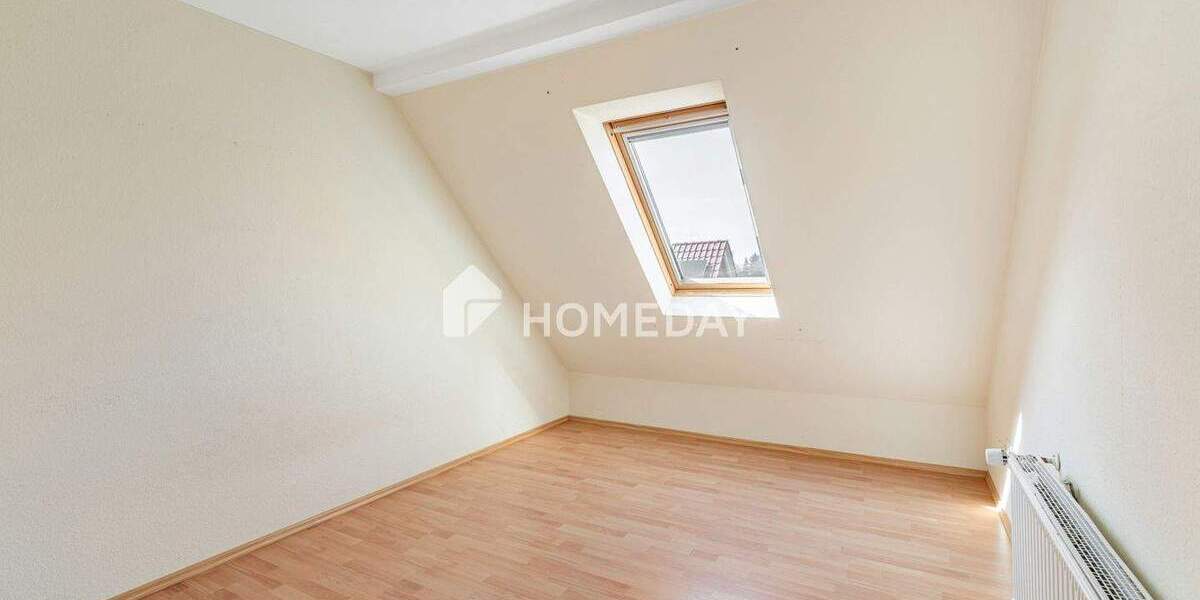 Leerstehendes Ein- bis Zweifamilienhaus mit Keller in Bothfeld 8 zimmer