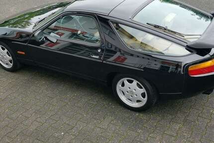 Porsche 928 205.000 km 33.900 &euro; Sankt Augustin 53757