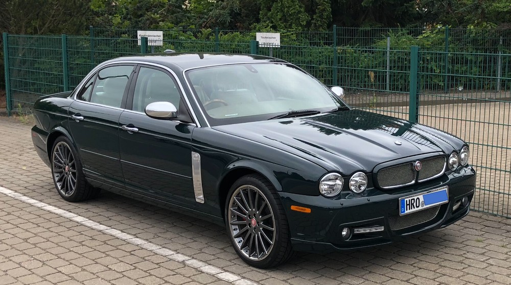 Jaguar XJ8 X350 195.000 km 7.500 &euro; Lübeck 23539