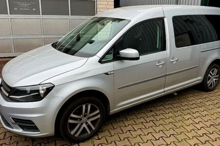 VW Caddy 400.000 km 8.999 &euro; KASSEL 34125