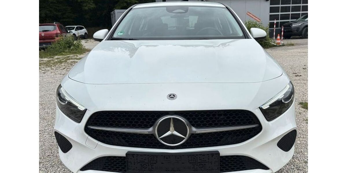 Mercedes-Benz A 180 49.000 km 20.500 &euro; Sylt 25980