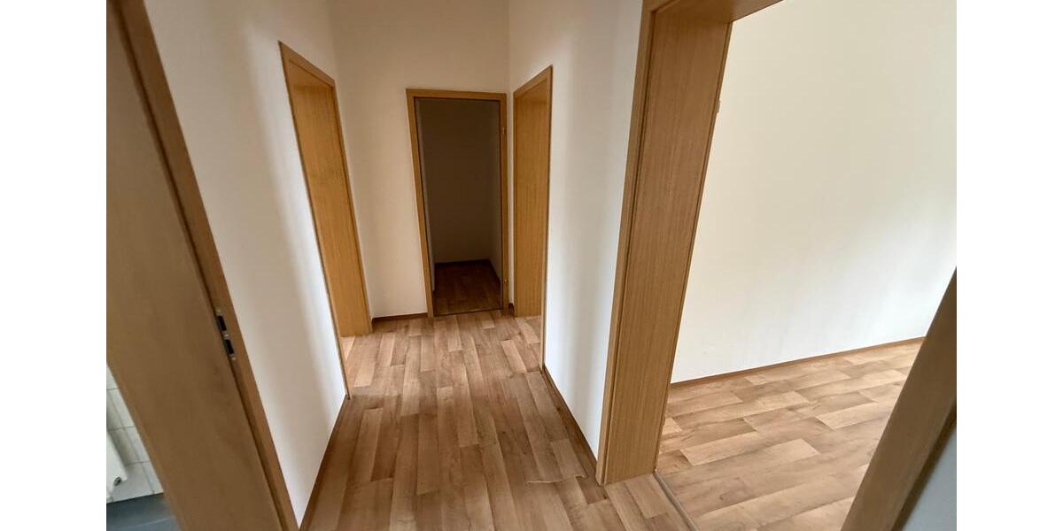 Etagenwohnung Plauen Alt Chrieschwitz - 2 Zimmer, 53 m&sup2;, 265&euro; | Angebot:26300863