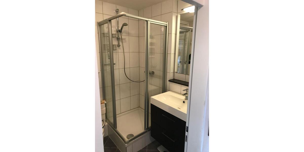 Etagenwohnung Köln Lindenthal - 1 Zimmer, 38 m&sup2;, 1.050&euro; | Angebot:26409255