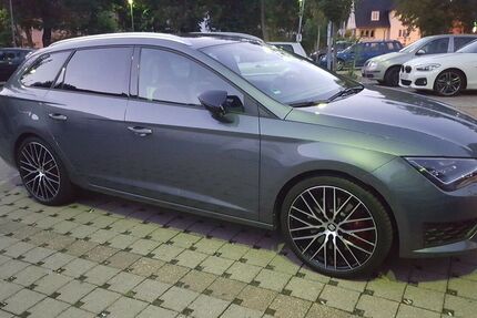 Seat Leon 121.500 km 19.690 &euro; EIC 37318