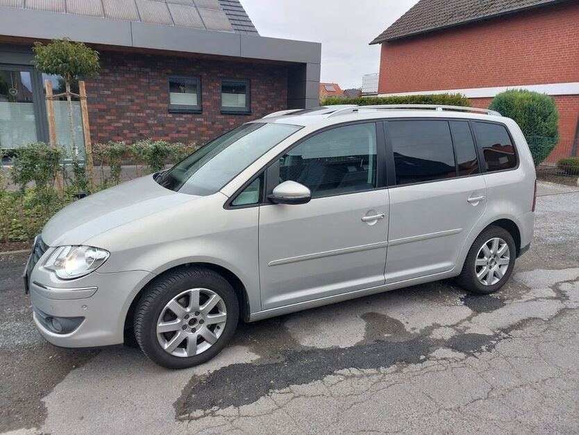 VW Touran 110.000 km 9.800 € Havixbeck 48329