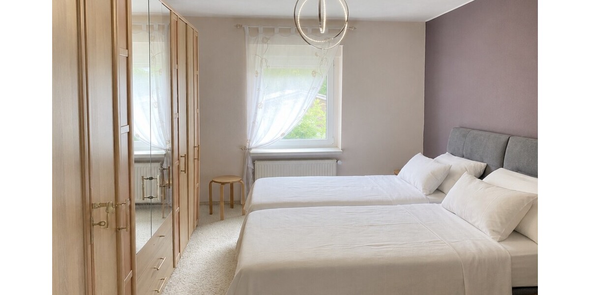 19 km bis Prenzlau – Vollsanierte DHH (2005) in Werbelow auf 1.510 m² Grundstück mit großem Garten ! - Doppelhaushälfte Uckerland / Werbelow Werbelow | Angebot:26996857