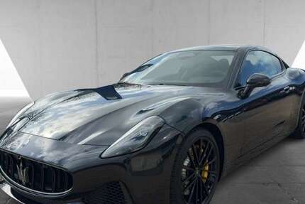 Maserati GranTurismo 2.500 km 177.317 &euro; Hamburg 20537