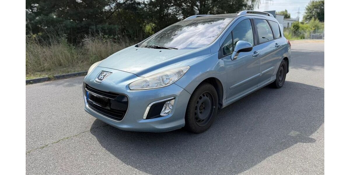 Peugeot 308 250.000 km 1.979 &euro; Velten 16727