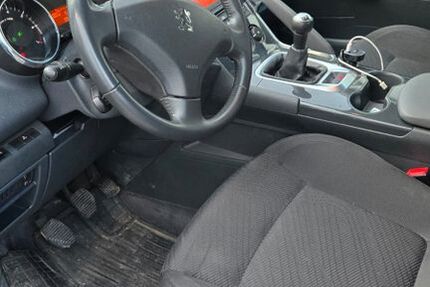 Peugeot 3008 90.000 km 5.600 &euro; Braunschweig 38112