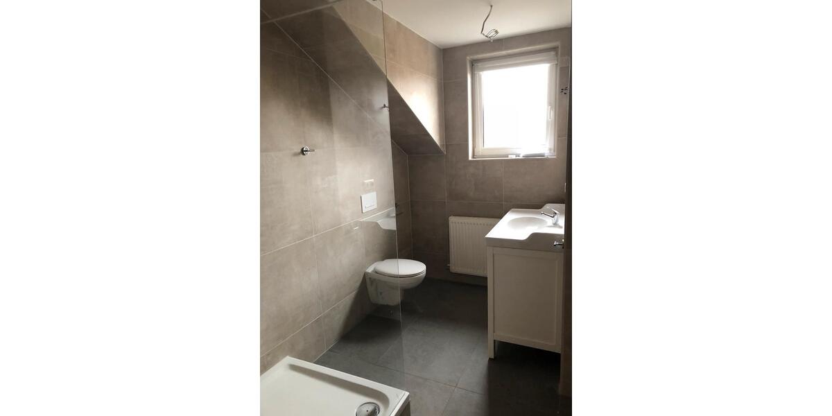 Dachgeschoßwohnung Berg - 3 Zimmer, 95 m&sup2;, 570&euro; | Angebot:26409134