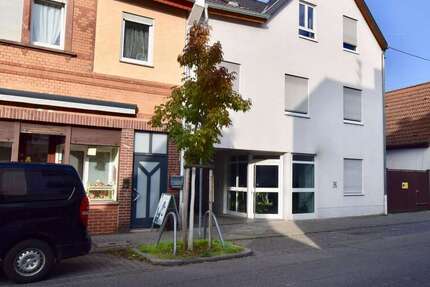 Büro in Mannheim-Friedrichsfeld 3.280 € 242 m² zimmer