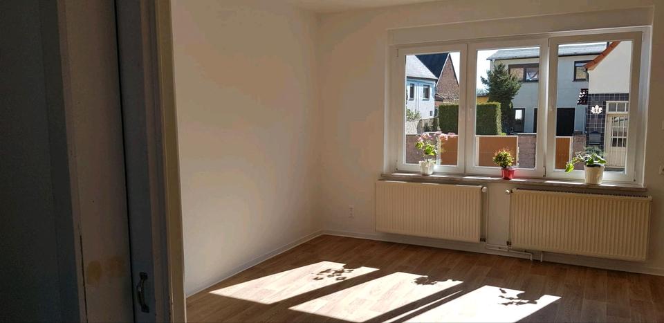 Etagenwohnung Jessen (Elster) - 2 Zimmer, 71 m&sup2;, 400&euro; | Angebot:26246879