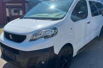 Peugeot Expert 131.796 km 17.900 &euro; Bielefeld 33719