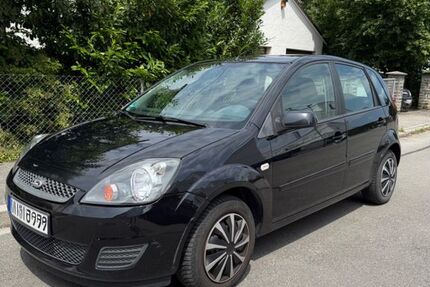 Ford Fiesta 275.000 km 1.699 &euro; Weilheim 82362