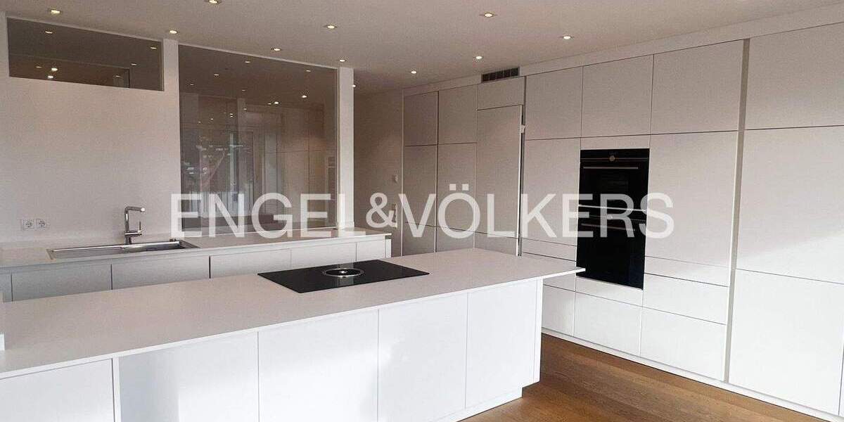 Etagenwohnung Tübingen Südstadt - 5 Zimmer, 135 m&sup2;, 2.350&euro; | Angebot:24137954