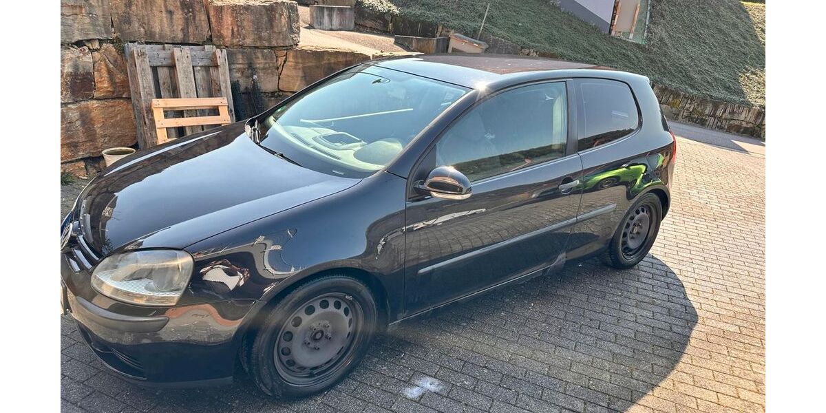 VW Golf 165.000 km 1.700 &euro; Wellen 54441