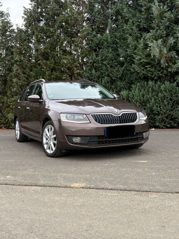 Skoda Octavia 148.501 km 11.900 € Knüllwald 34593