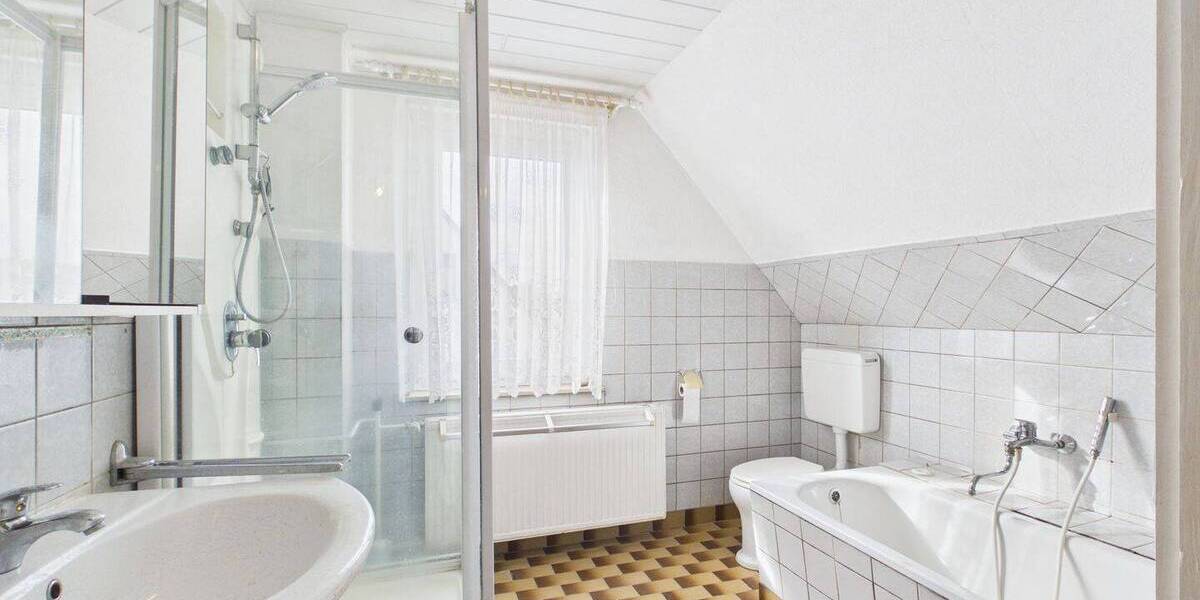 Einfamilienhaus Röbel - 7 Zimmer, 117 m&sup2;, 299.000&euro; | Angebot:26229724