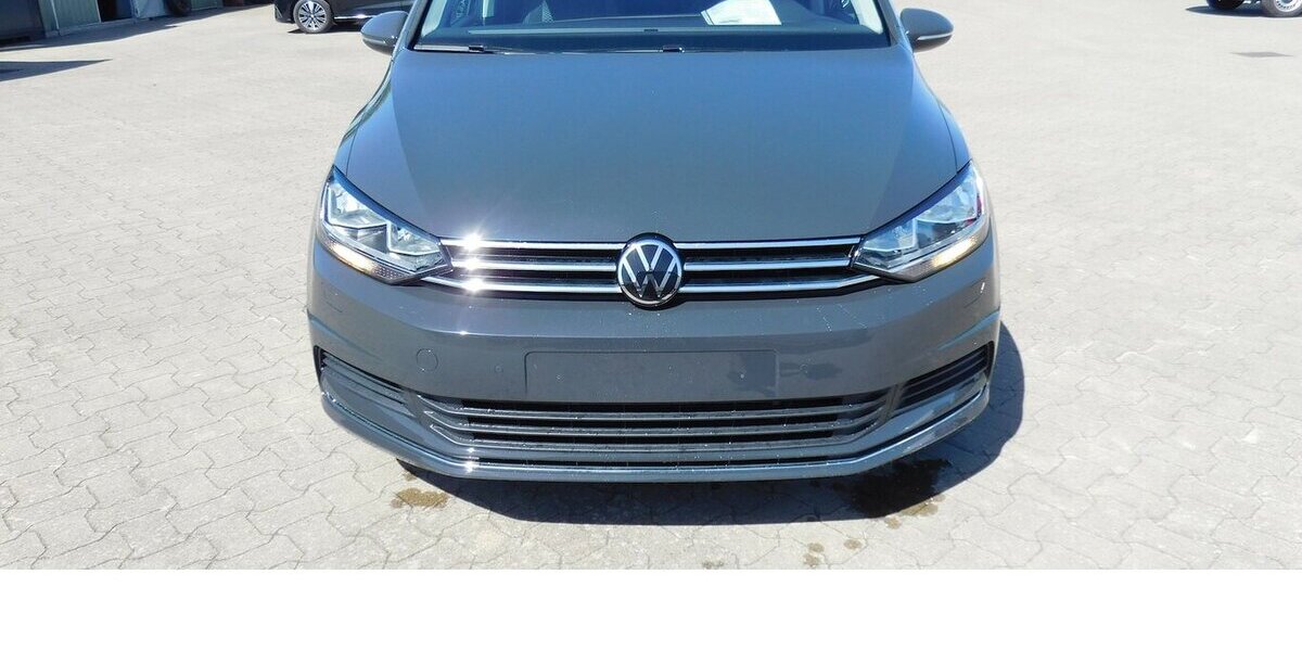 VW Touran 1.5 Comfortline Active BMT TSI DSG Navi 21.400 km 23.990 &euro; Vordorf 38533