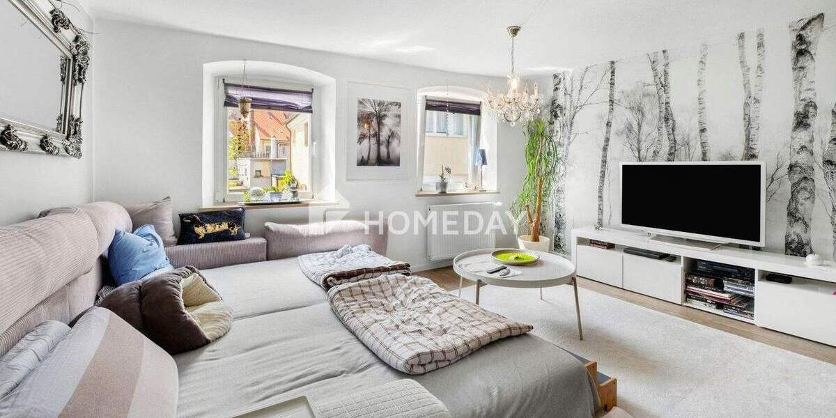 Helle 4-Zimmer-Wohnung mit Balkon und Stellplatz auf ca. 95 m² Wohnfläche 4 zimmer