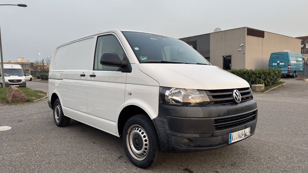 VW T5 Transporter 200.000 km 9.500 &euro; Kehl 77694