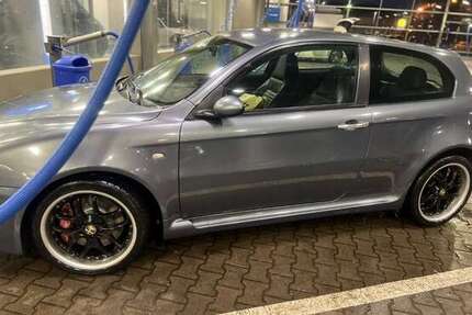 Alfa Romeo 147 145.000 km 28.500 € Kieselbronn 75249