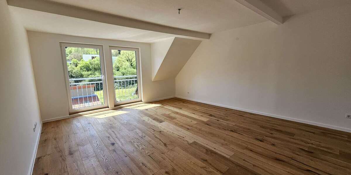 Etagenwohnung Burgbrohl - 3 Zimmer, 100 m&sup2;, 790&euro; | Angebot:27081488