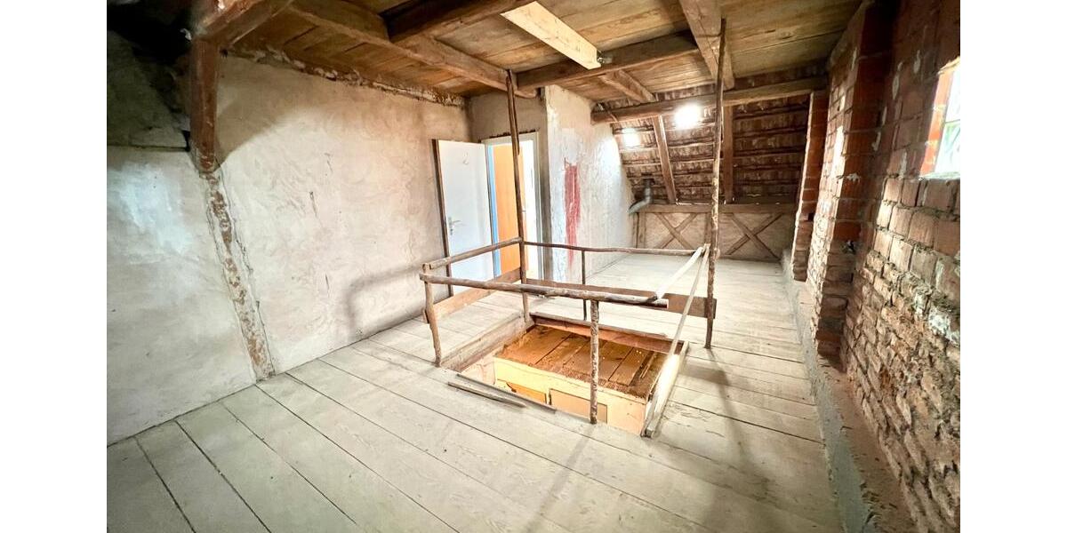 Einfamilienhaus Litzendorf - 7 Zimmer, 144 m&sup2;, 199.900&euro; | Angebot:27217699