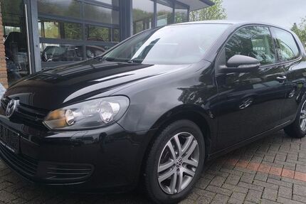 VW Golf 280.000 km 2.750 &euro; Lügde 32676