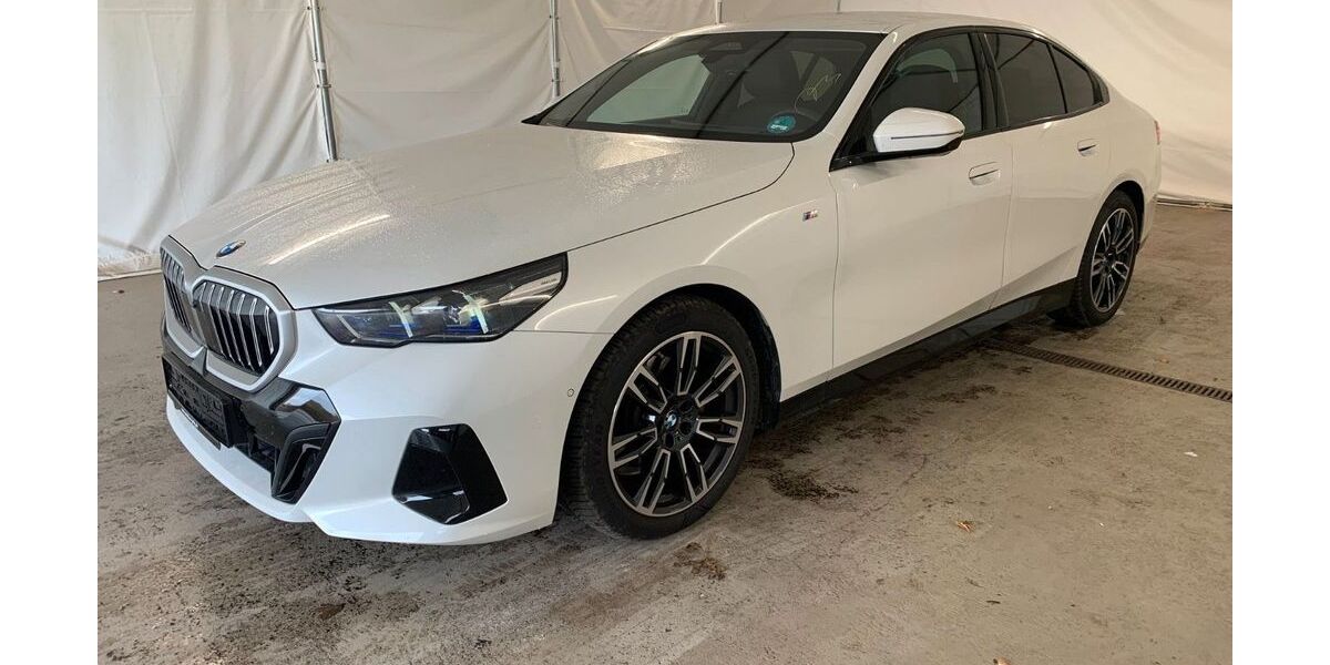 BMW 520 25.600 km 48.450 € Steinbach-Hallenberg OT Herges-Hallenberg 98587