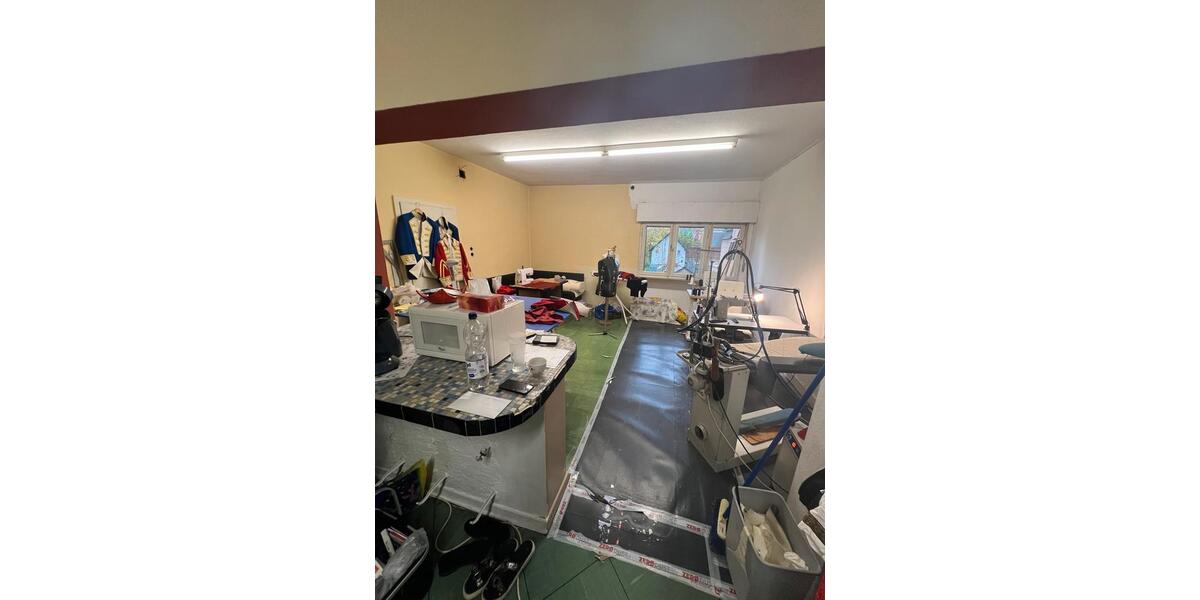 Ladenlokal mit Wohnmöglichkeit in Königswinter-Oberpleis zimmer